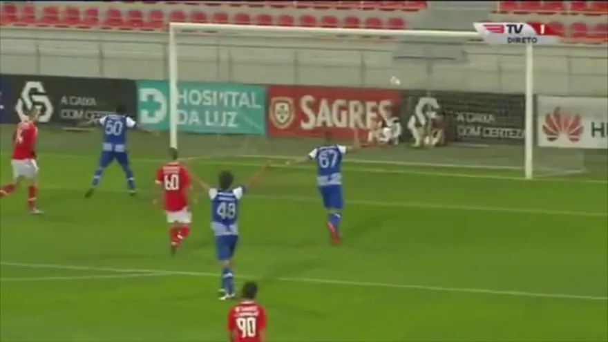Ismael Díaz anotó dos goles en el triunfo del Porto B