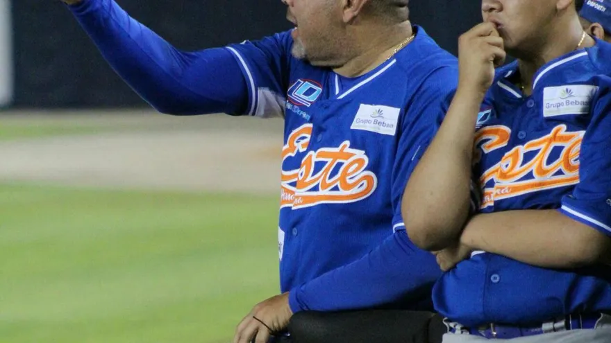 Carlos Maldonado dirige al equipo mayor de Panamá Este