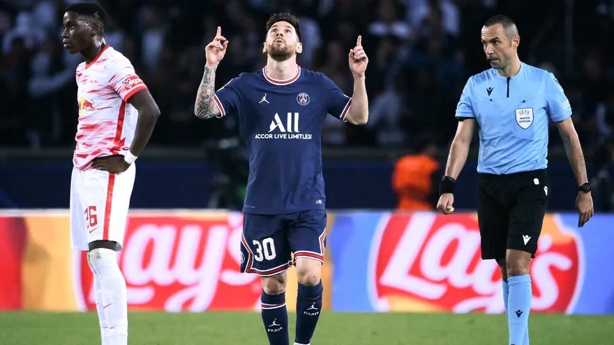 Lionel Messi rescató al PSG en partido de Champions League