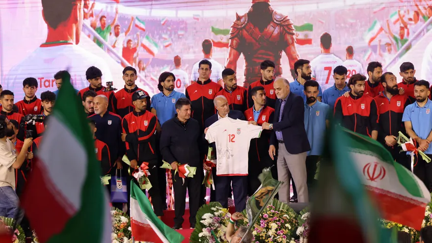 Integrantes de la Selección de Irán durante el acto de despedida