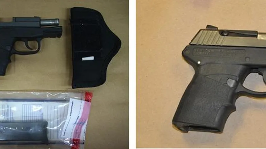 Captura de una pantalla de la web GunBroker.com donde se observa el arma con la que el exvigilante voluntario George Zimmerman mató al adolescente afroamericano desarmado Trayvon Martin en Florida (EE.UU.), en 2012.