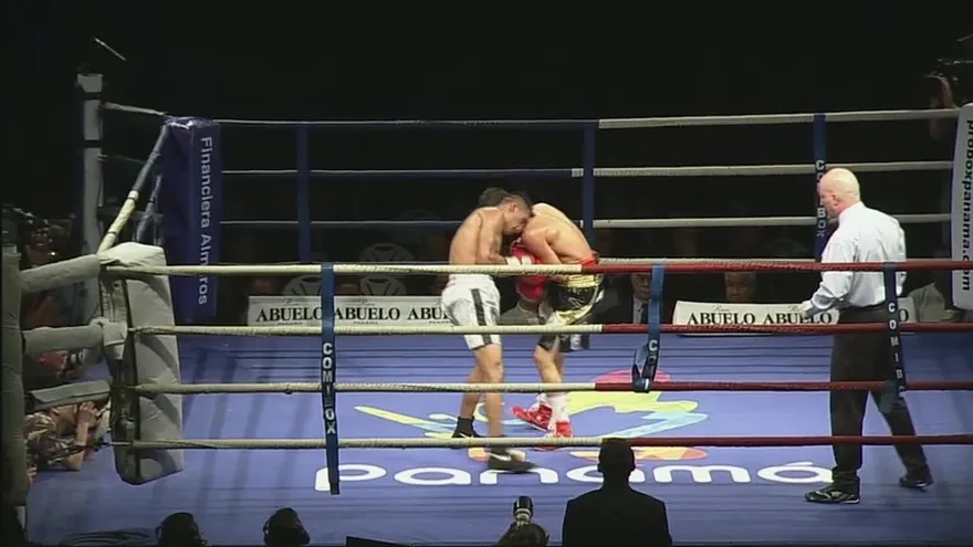 Bryan 'La Roca' Gracia es el nuevo campeón Fede Caribe Pluma