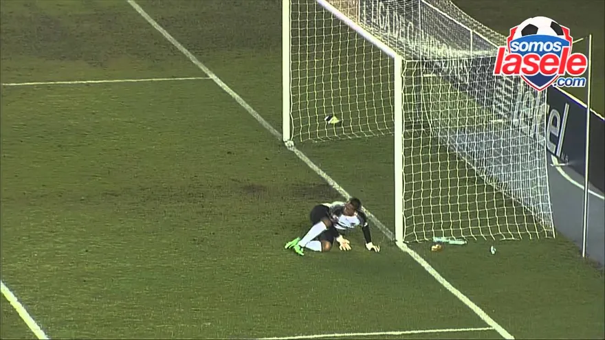 Vuelve a ver como el palo protege al DAU