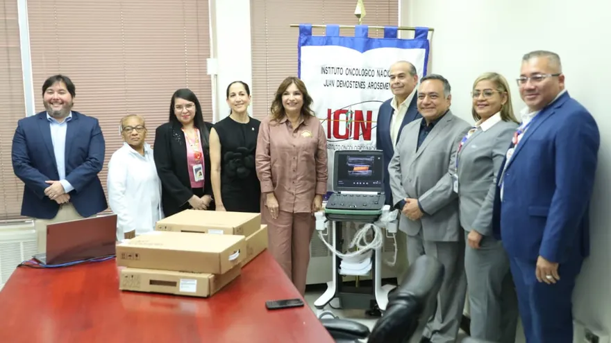 Entregan equipo tecnológico al regional del ION en Los Santos