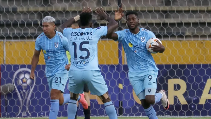 José Fajardo anotó en partido de Copa Sudamericana ante Libertad de Paraguay