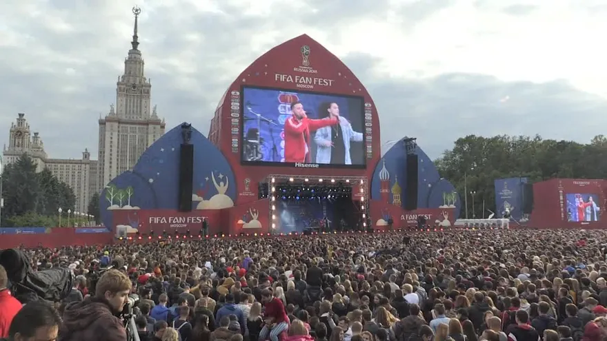 El FIFA Fan Fest abre sus puertas en Moscú