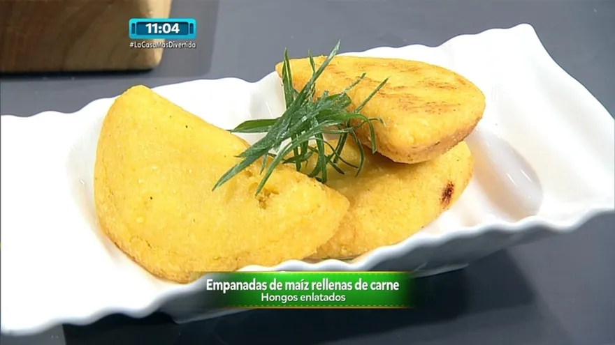 Empanadas de maíz rellenas de carne