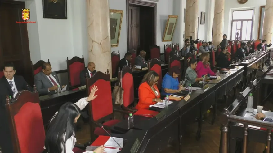 Con 21 votos representantes aprobaron que terreno de la alcaldía sea usado para la construcción de un hospital en Panamá Norte.