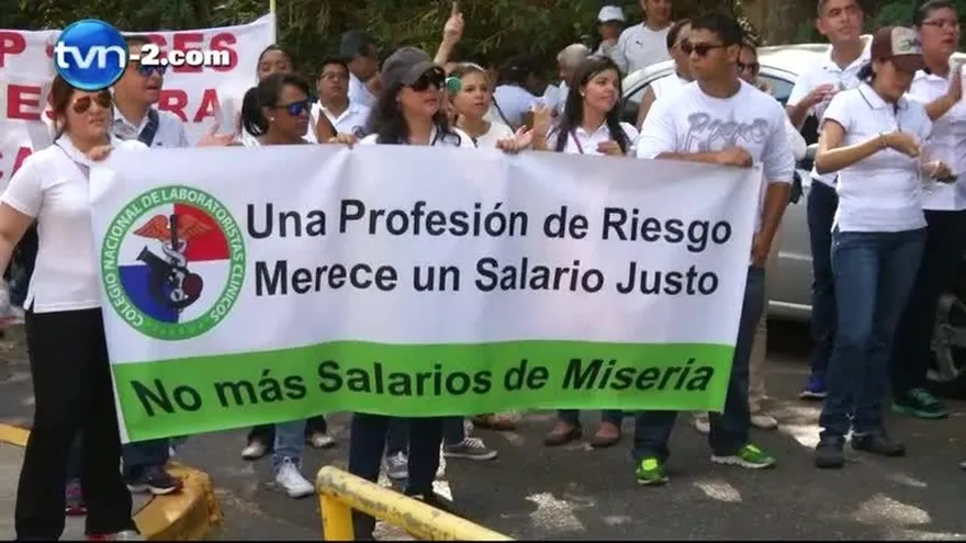 Laboratoristas clínicos consiguen mejora salarial