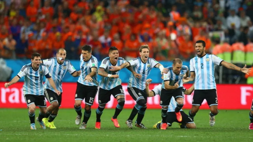 Argentina en penales le gana a Holanda