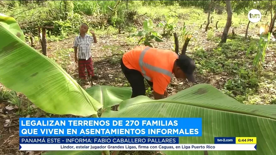 Legalizan terrenos de 270 familias que viven en asentamientos informales