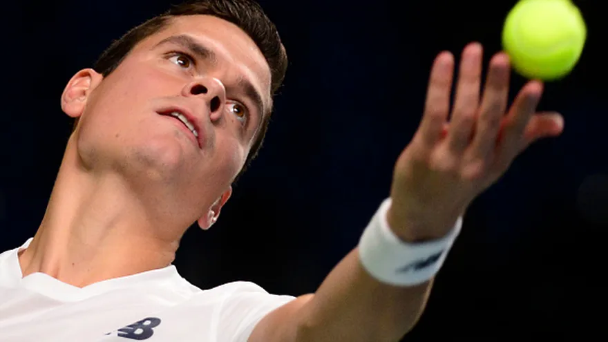 Raonic y Karlovic pasan a segunda ronda en Basilea