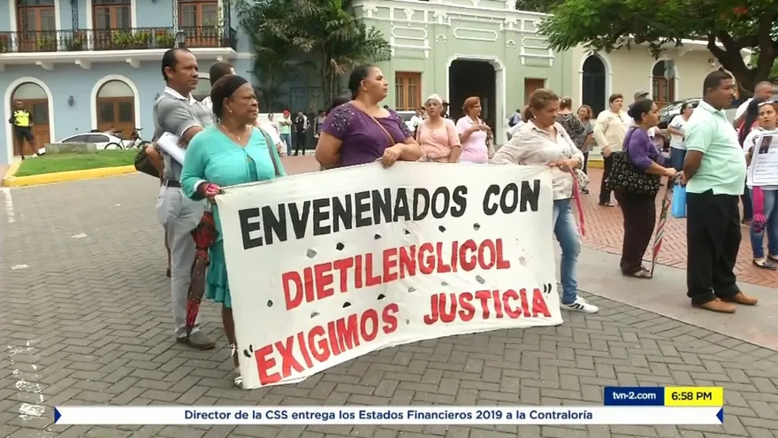 Pacientes afectados por dietilenglicol piden mejorar asistencia de salud