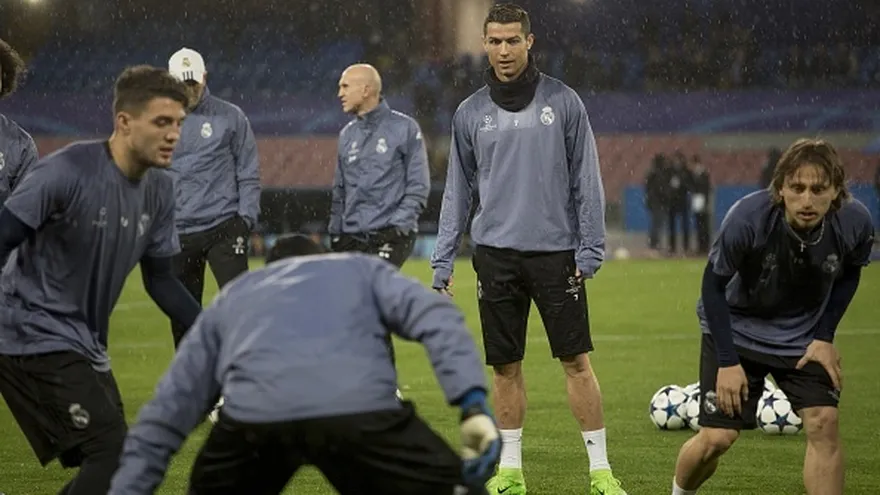 Real Madrid busca asegurar la clasificación.