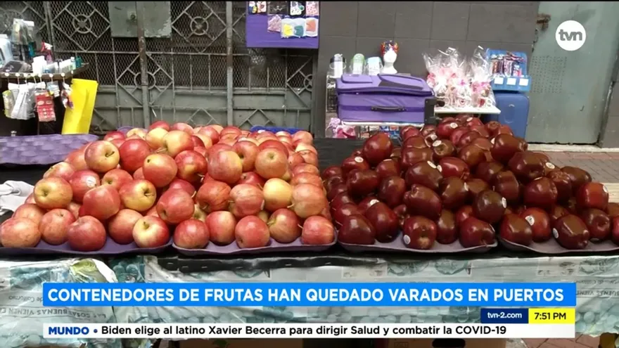 Contenedores de frutas han quedado varados en puertos