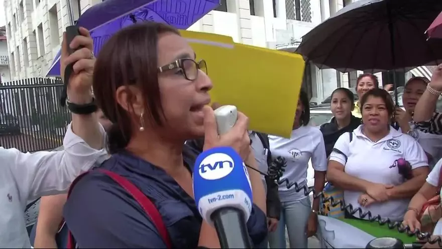 Psicólogos celebran firma de decreto 214