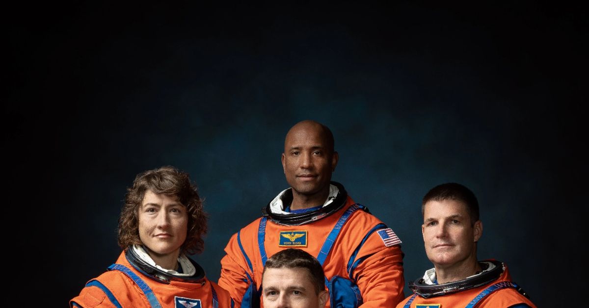 Los astronautas de Artemis II ya están a mitad de camino hacia la Luna