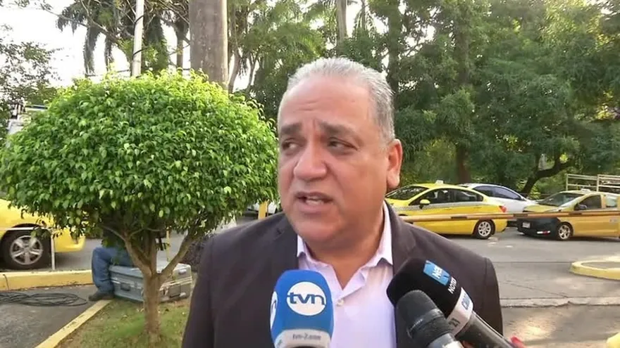 Procesos contra Martinelli son “políticos”, según Camacho