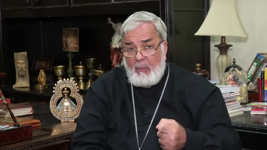 Rómulo Emiliani abandona su cargo como Obispo Auxiliar