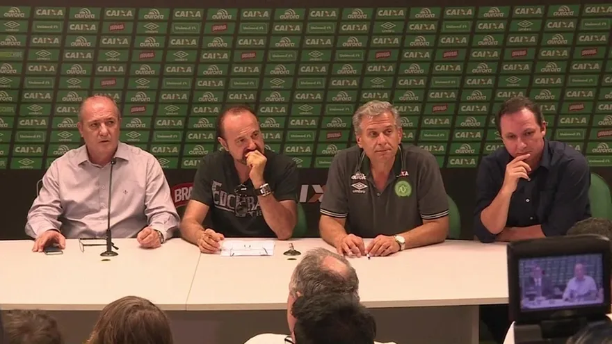 El Chapecoense se reestructura tras accidente de avión