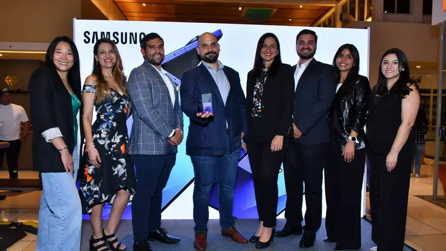 Los usuarios podrán adquirir estos nuevos dispositivos con beneficios exclusivos en tiendas Samsung.