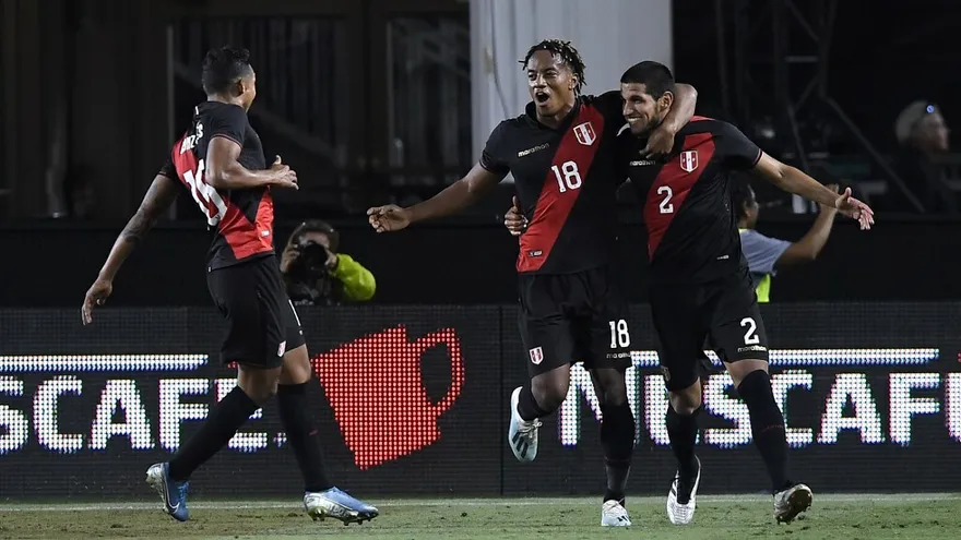 Perú se revalora luego de tumbar a Brasil en amistoso