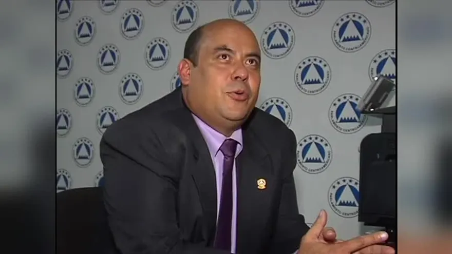 Gilberto Succari es diputado del Parlacen por el PRD.