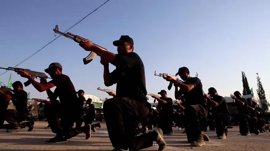 Hamas entrena a palestinos para la guerra