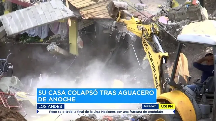 Familia pierde su casa por aguacero