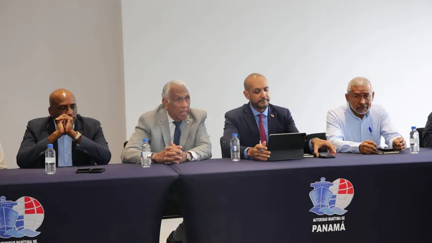 Autoridades de Colón y la AMP coordinan acciones para reforzar la seguridad marítima y controlar los zarpes no autorizados