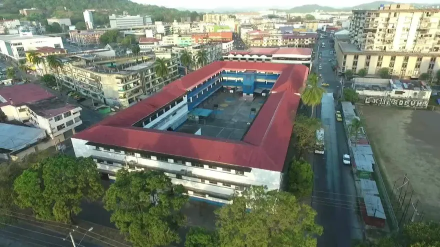 Ambiente se pone tenso tras demolición de escuelas en Panamá
