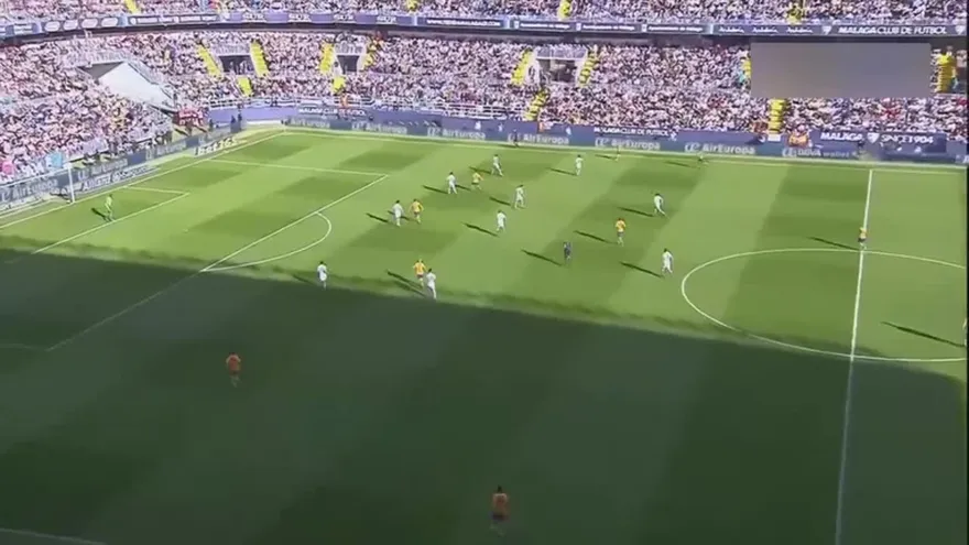 Barcelona ganó 2-1 al Málaga con un golazo de Messi