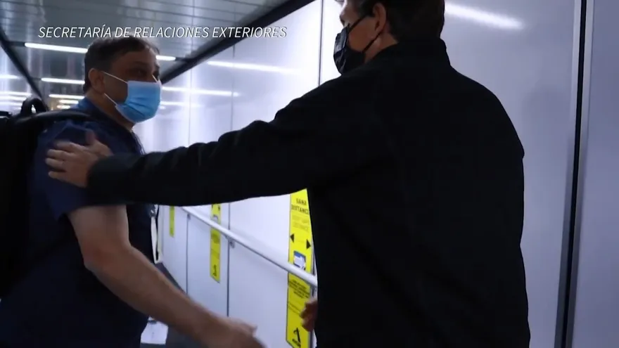 México recibió a tercer grupo de afganos evacuados