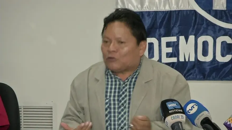 Autoridades indígenas del PRD piden renuncia del ministro Henríquez