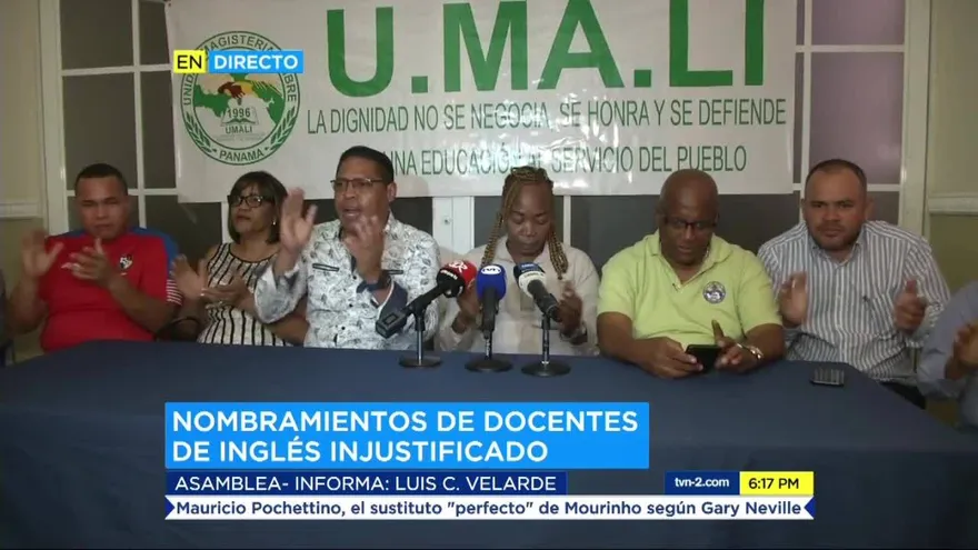 Docentes protestan por nombramientos de profesores de Panamá Bilingüe