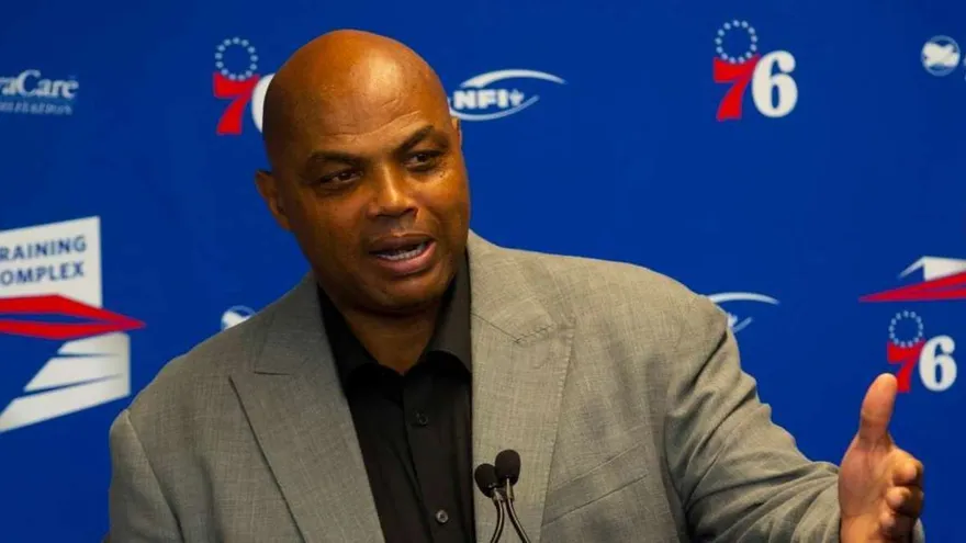 Charles Barkley reacciona a resultado de prueba de coronavirus