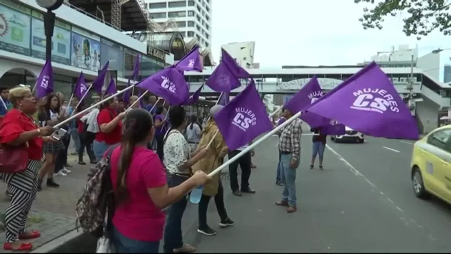 Realizan protesta para rechazar la violencia contra las mujeres