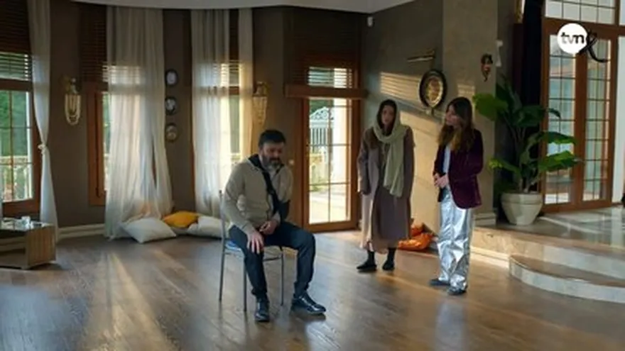 Los trapos sucios: Áyala vida, le dieron los diamantes a la policía; pobre Feyyaz