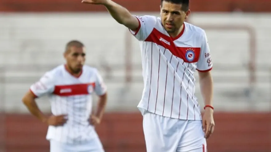 Se suspende partido de Argentinos Juniors por intoxicación