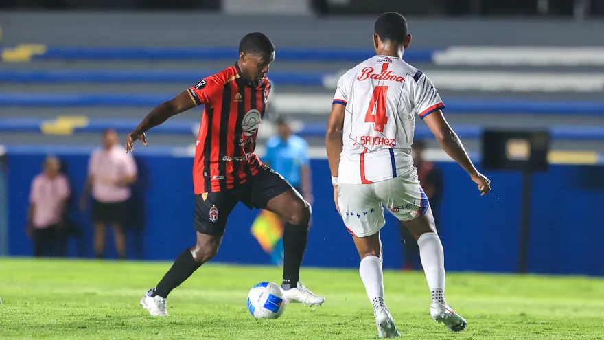Copa Centroamericana 2025  Play-In| Sporting San Miguelito vs Plaza Amador: 'Académicos' dan lección a 'Plazinos' en duelo panameño