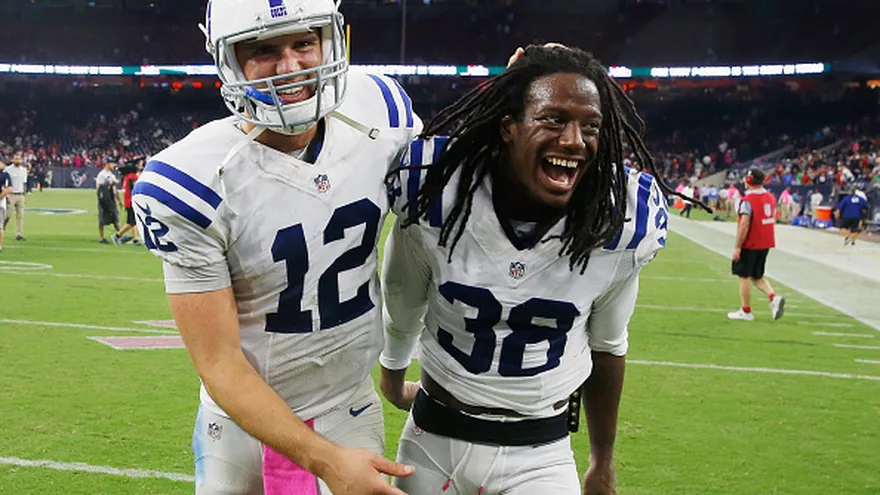 Colts vencen a Texans y se adueñan del Sur