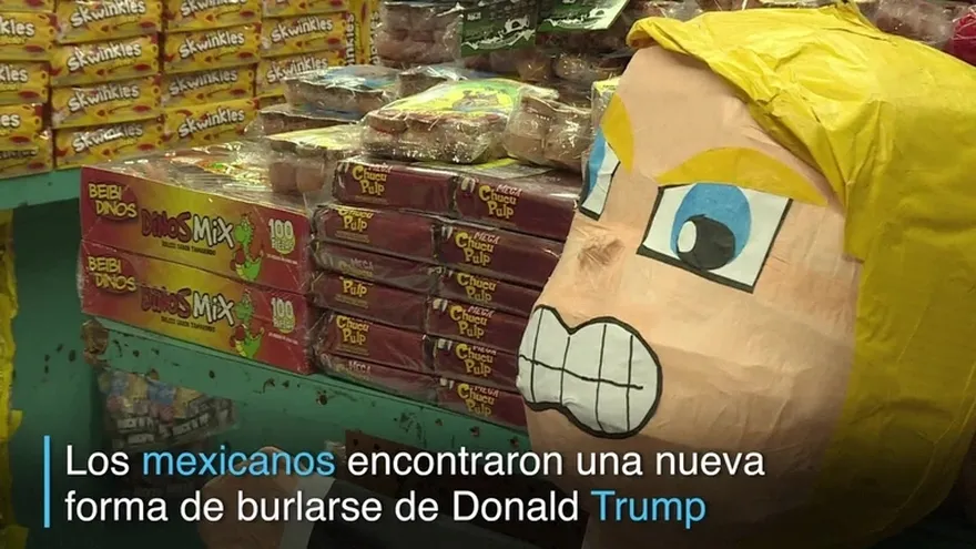 Las piñatas de Trump triunfan en México