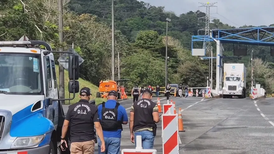 ¿Cómo logró escapar? Conductor de vehículo blindado hizo maniobra extrema para evadir robo de joyas