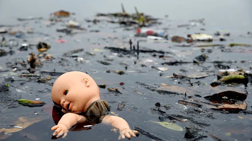 Contaminación en la Bahía de Guanabara , sede de eventos de vela de los Juegos Olímpicos de Río 2016