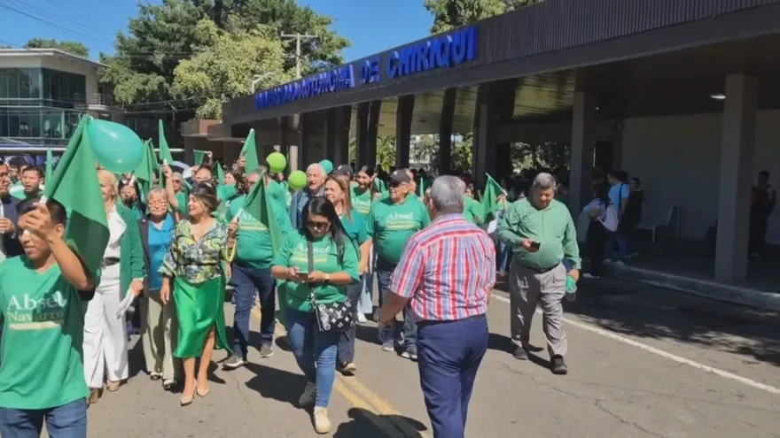 Diez aspirantes buscan la rectoría de la UNACHI