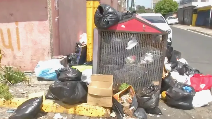 Comunidades de la ciudad están inundadas en basura