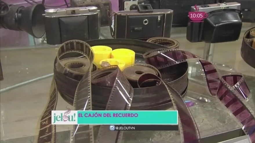 Gaby mostró una caja con accesorios viejos ¡Del recuerdo! Qué será lo que sacó