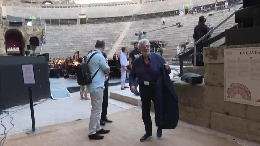 Plácido Domingo pide perdón a las mujeres que lo acusan de acoso sexual.