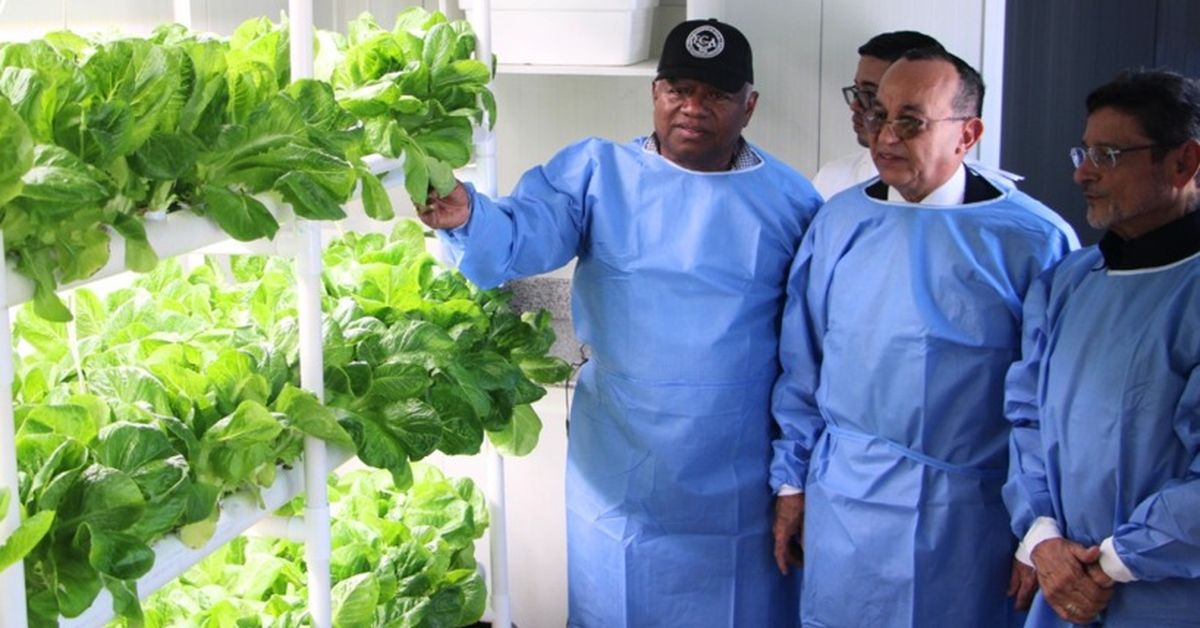 Universidad de Panamá moderniza la enseñanza agrícola con laboratorio especializado