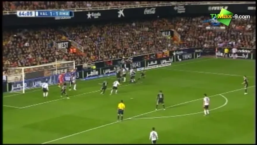 Valencia 2-1 Real Madrid, Otamendi anota